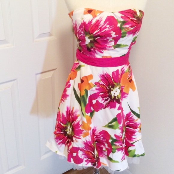 Ruby Rox Dresses & Skirts - Ruby Rox floral strapless dress size 9